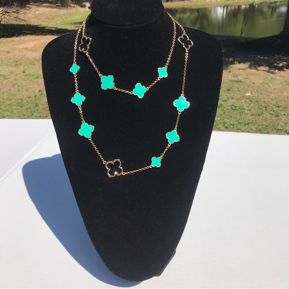 Chunky Statement Necklace - Picture 3 of 4